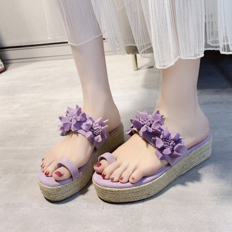 Breathable Hollow Flower Sandals