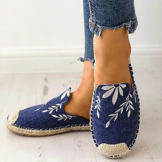 Linen Slip-on Flower Embroidery Slippers